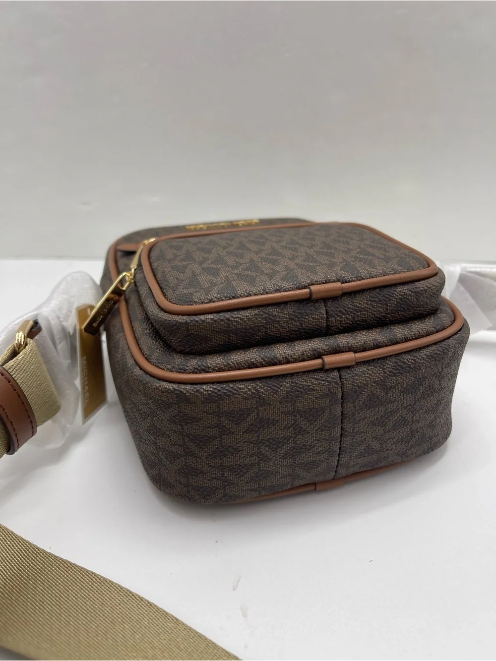MICHAEL KORS Jet Set Md Flight NS Pocket Signature Logo Crossbody Bag Brown  NWT